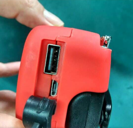 Rádio Solar com Lanterna e Manivela USB – Carregador de Emergência Portátil